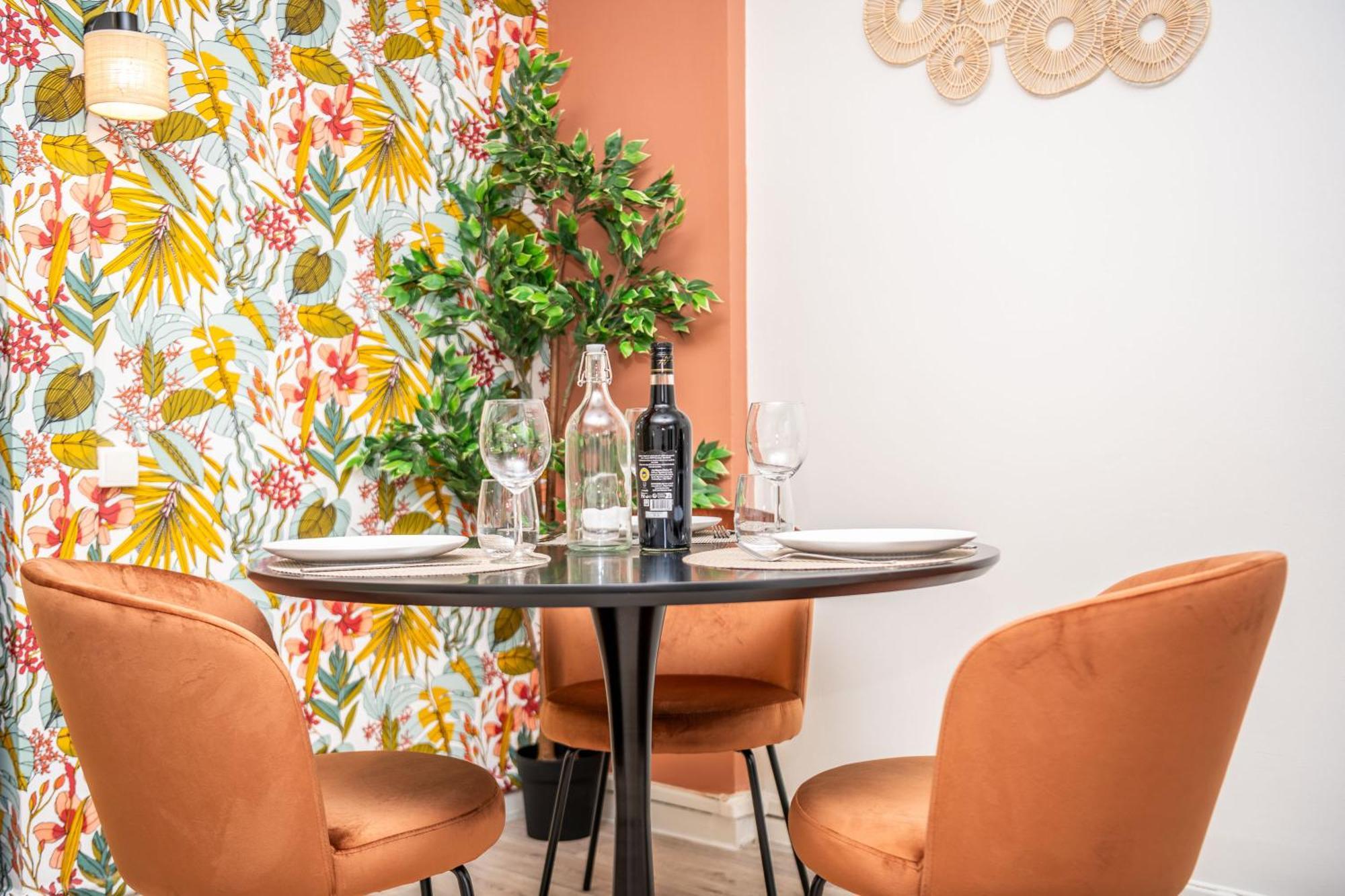 Au Calme De L'Iris - Clim - Garage - Wifi - Tramway Apartment Avignon Ngoại thất bức ảnh