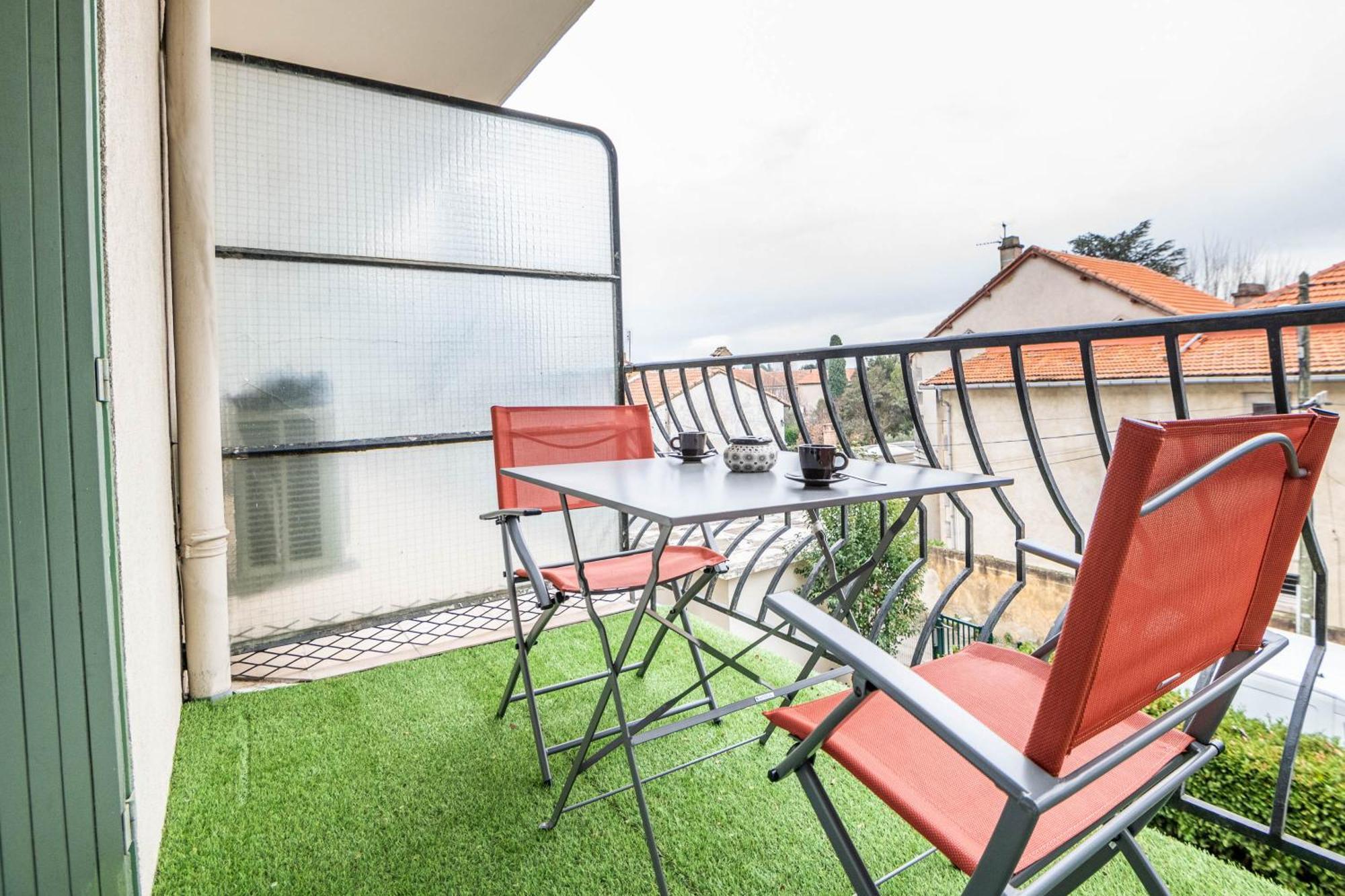 Au Calme De L'Iris - Clim - Garage - Wifi - Tramway Apartment Avignon Ngoại thất bức ảnh